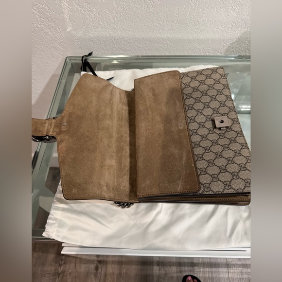 Gucci Beige and Brown Dionysus Medium GG Shoulder Bag - Picture 13 of 17